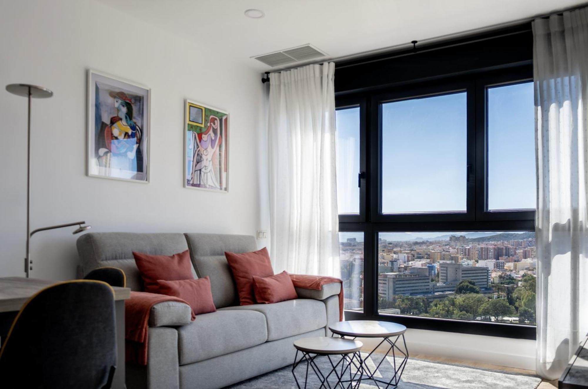 Urban Sky Apartment Малага Экстерьер фото