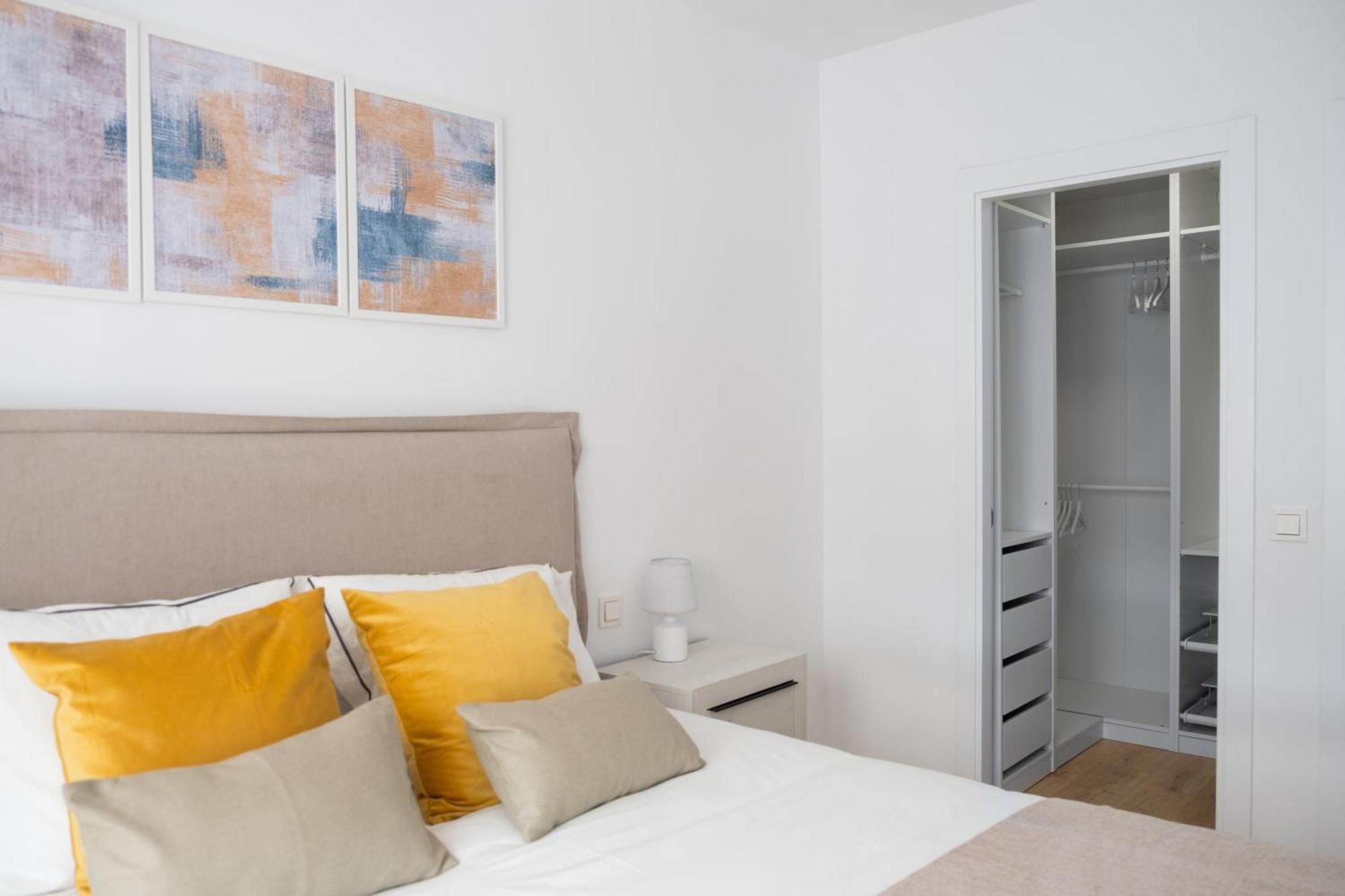 Urban Sky Apartment Малага Экстерьер фото