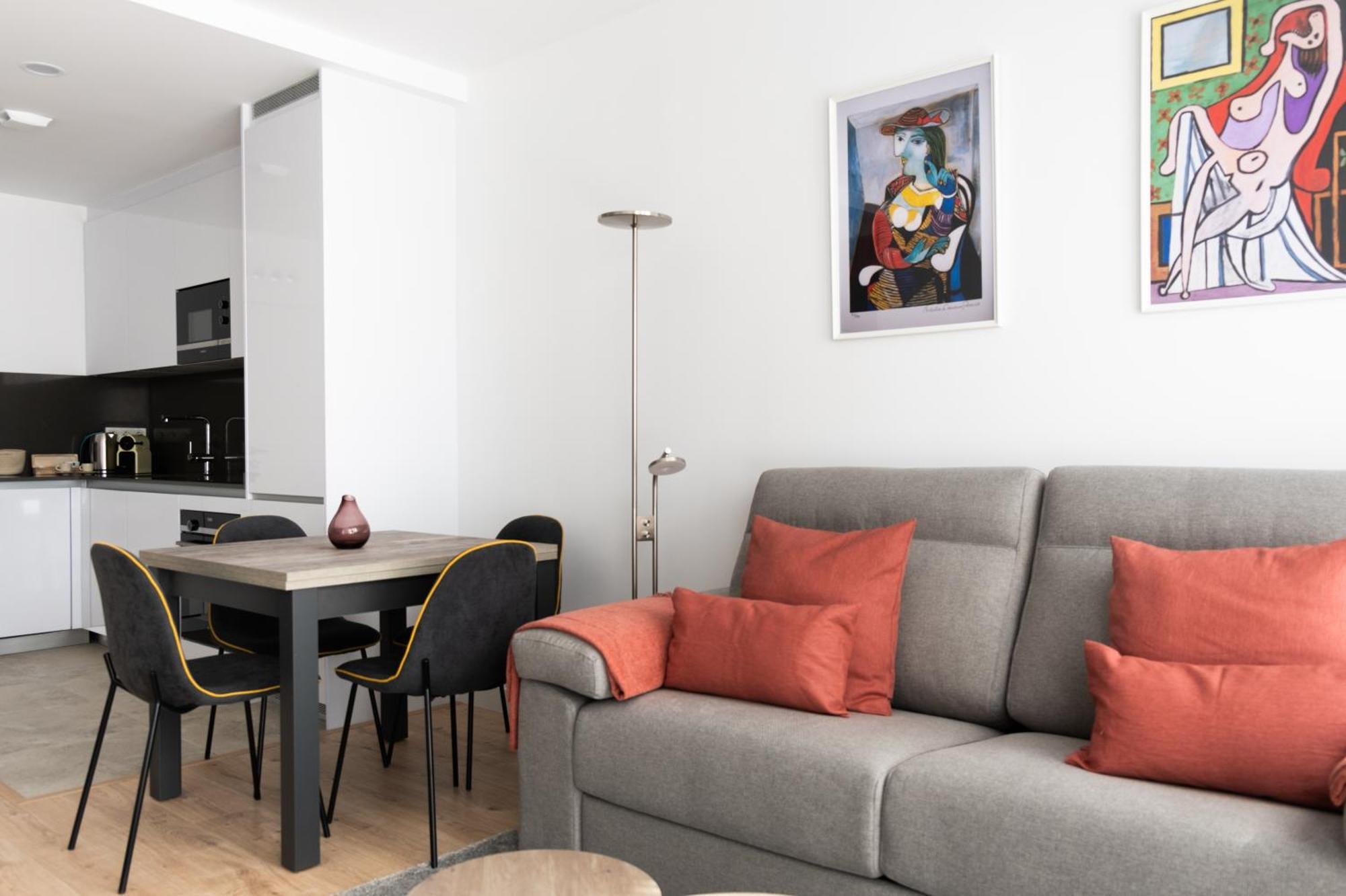 Urban Sky Apartment Малага Экстерьер фото