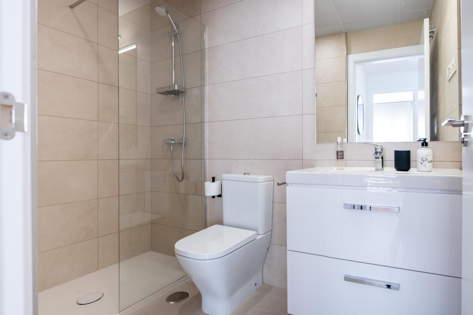 Urban Sky Apartment Малага Экстерьер фото